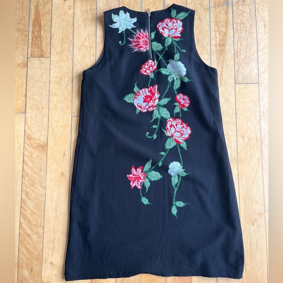 La Contemporaine Black Sleeveless Floral Dress Size 8 - Picture 4 of 6